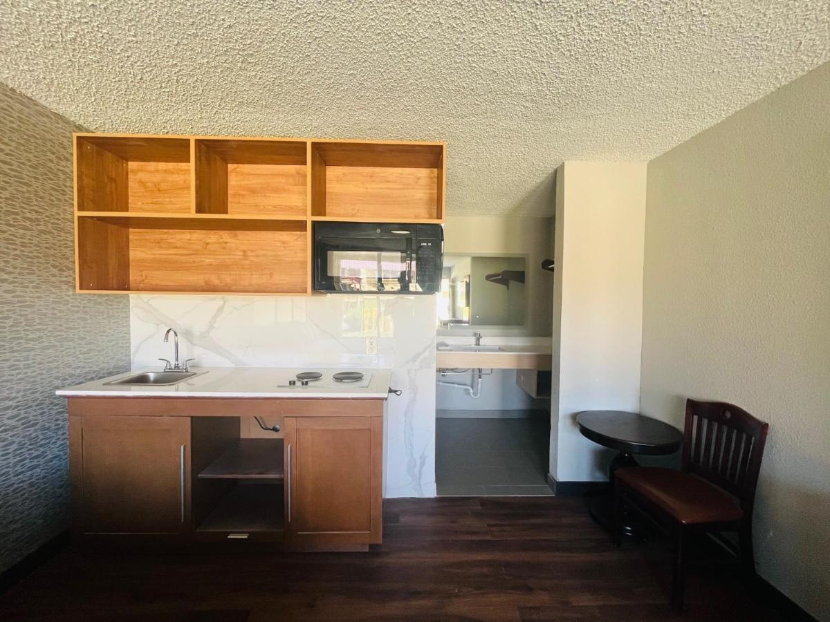 North Villa Extended Stay Houston Exterior photo