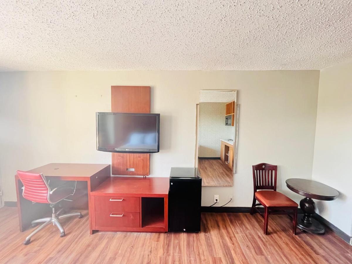 North Villa Extended Stay Houston Exterior photo
